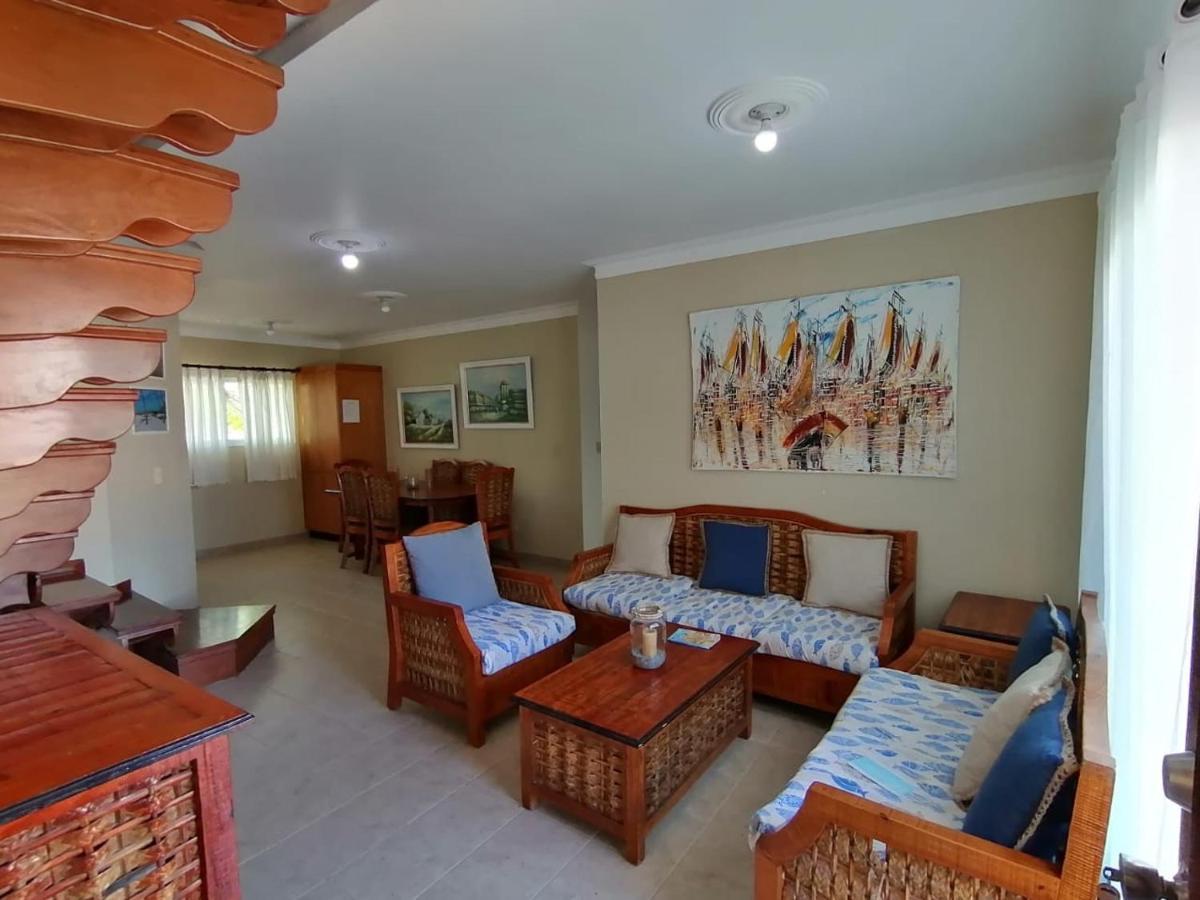 Las Rosas De Punta Cana Apartment Bagian luar foto