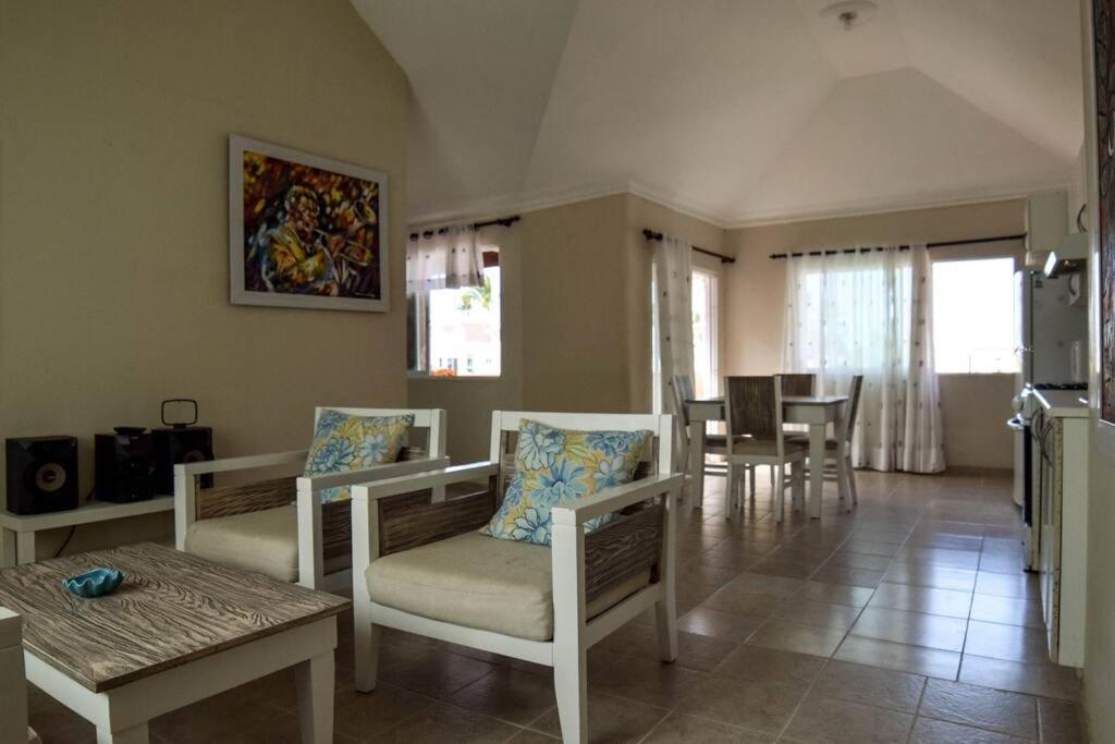 Las Rosas De Punta Cana Apartment Bagian luar foto