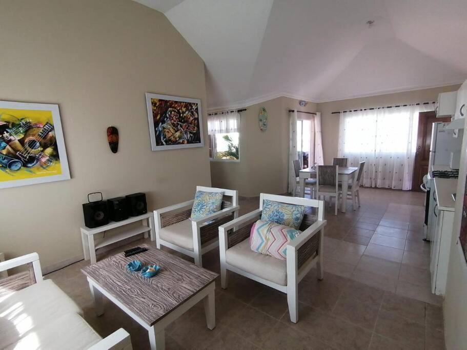 Las Rosas De Punta Cana Apartment Bagian luar foto