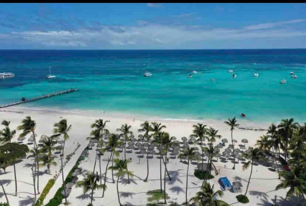 Las Rosas De Punta Cana Apartment Bagian luar foto