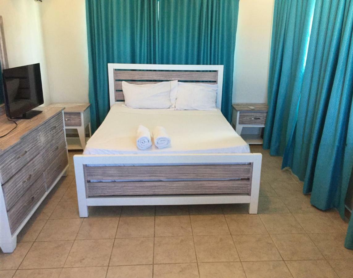 Las Rosas De Punta Cana Apartment Bagian luar foto