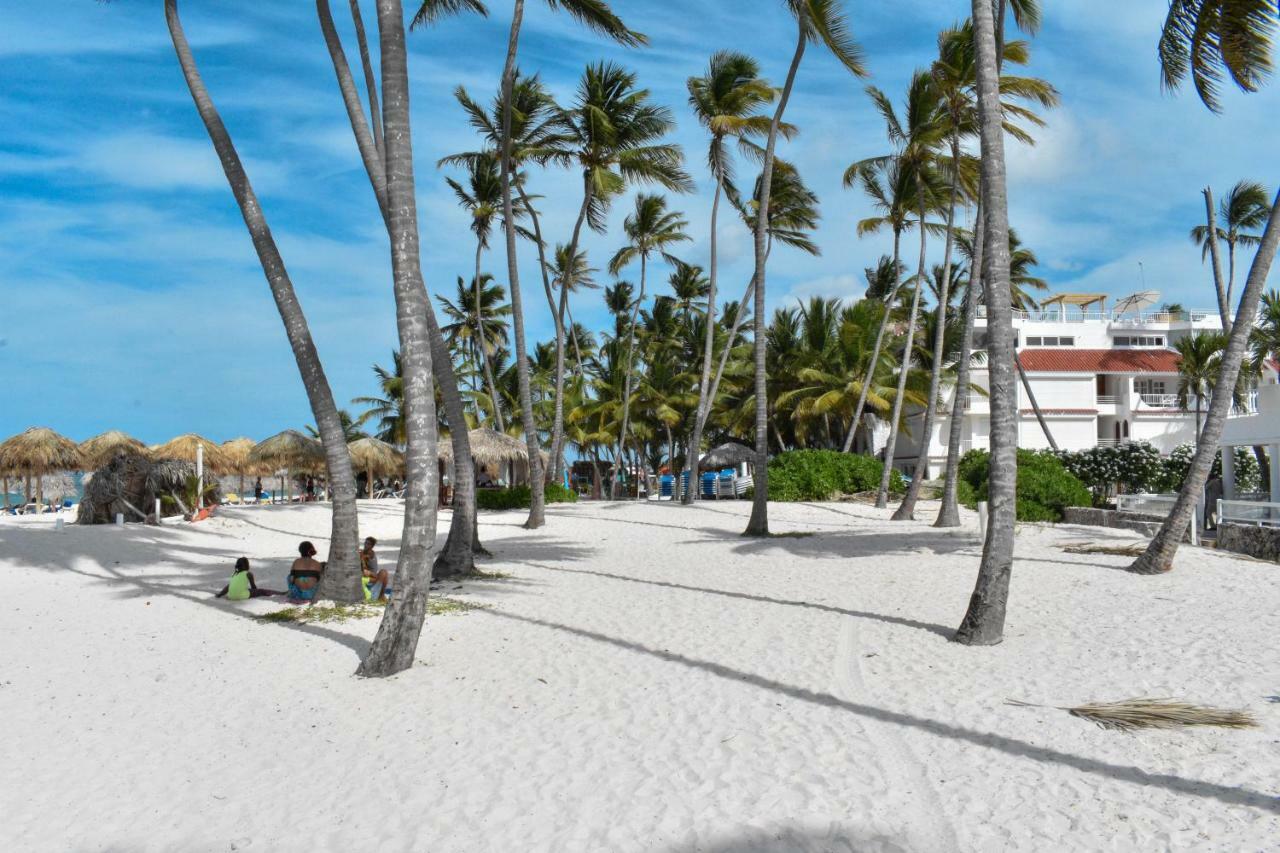 Las Rosas De Punta Cana Apartment Bagian luar foto