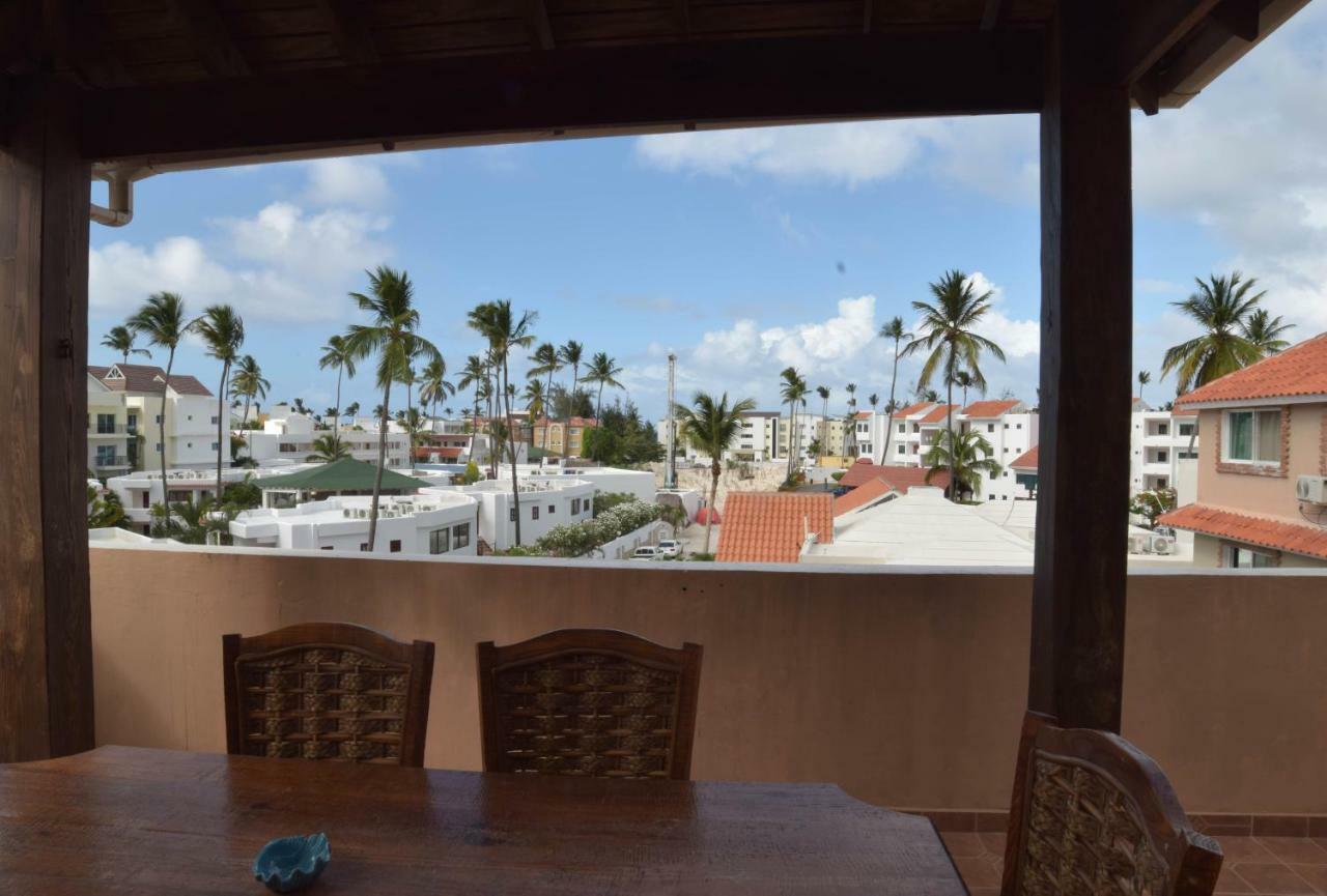 Las Rosas De Punta Cana Apartment Bagian luar foto